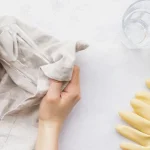 come-lavare-gli-asciugamani-da-cucina-in-un-sacchetto-un.webp.webp